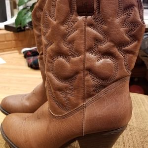 EUC Leather Cowboy Boots Size 9
